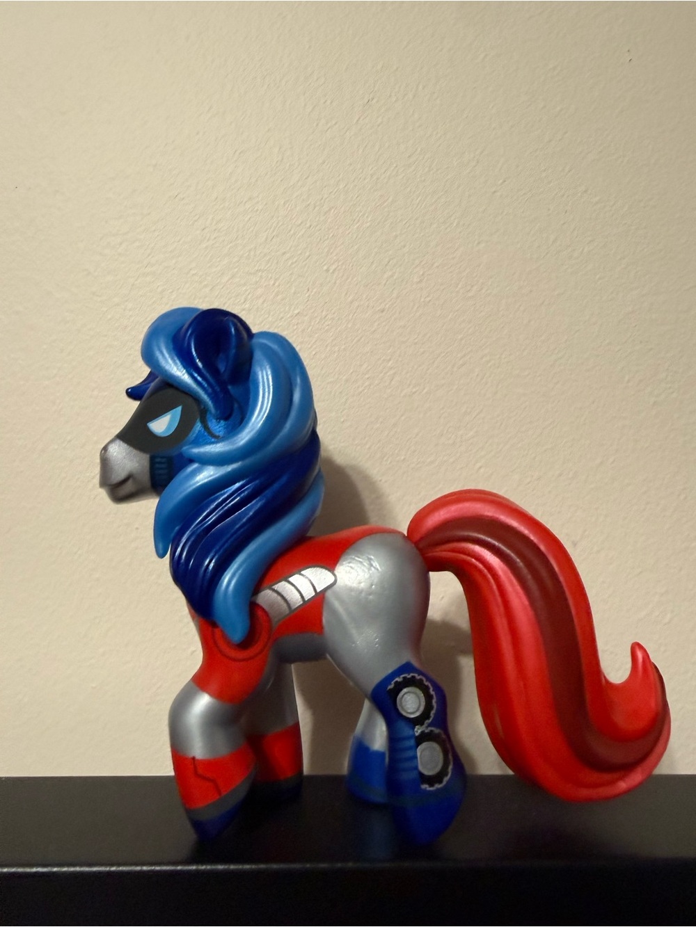 My Little Pony Transformers Shining Armor Autobot 2019 Hasbro